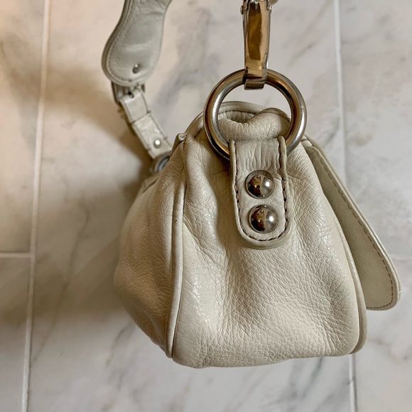 Banana Republic ivory 100% leather handbag - Picture 8 of 8
